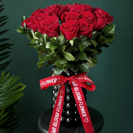 roses in vase
