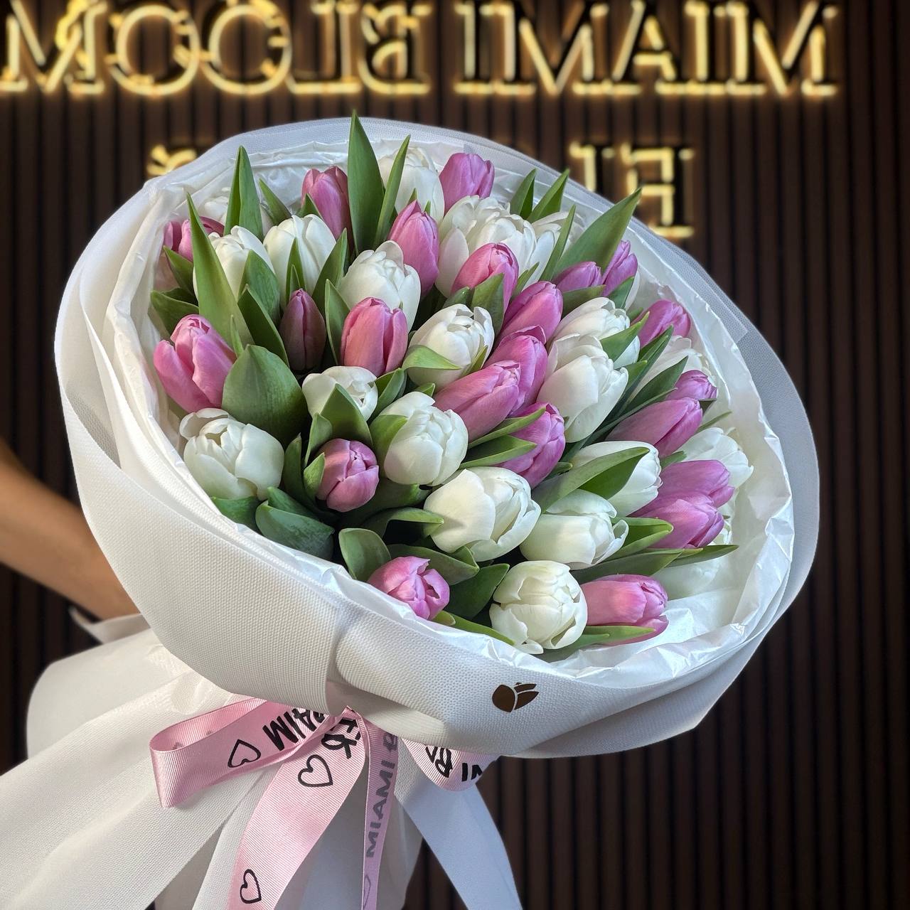 White and pink tulips bouquet Miami Bloom Flower